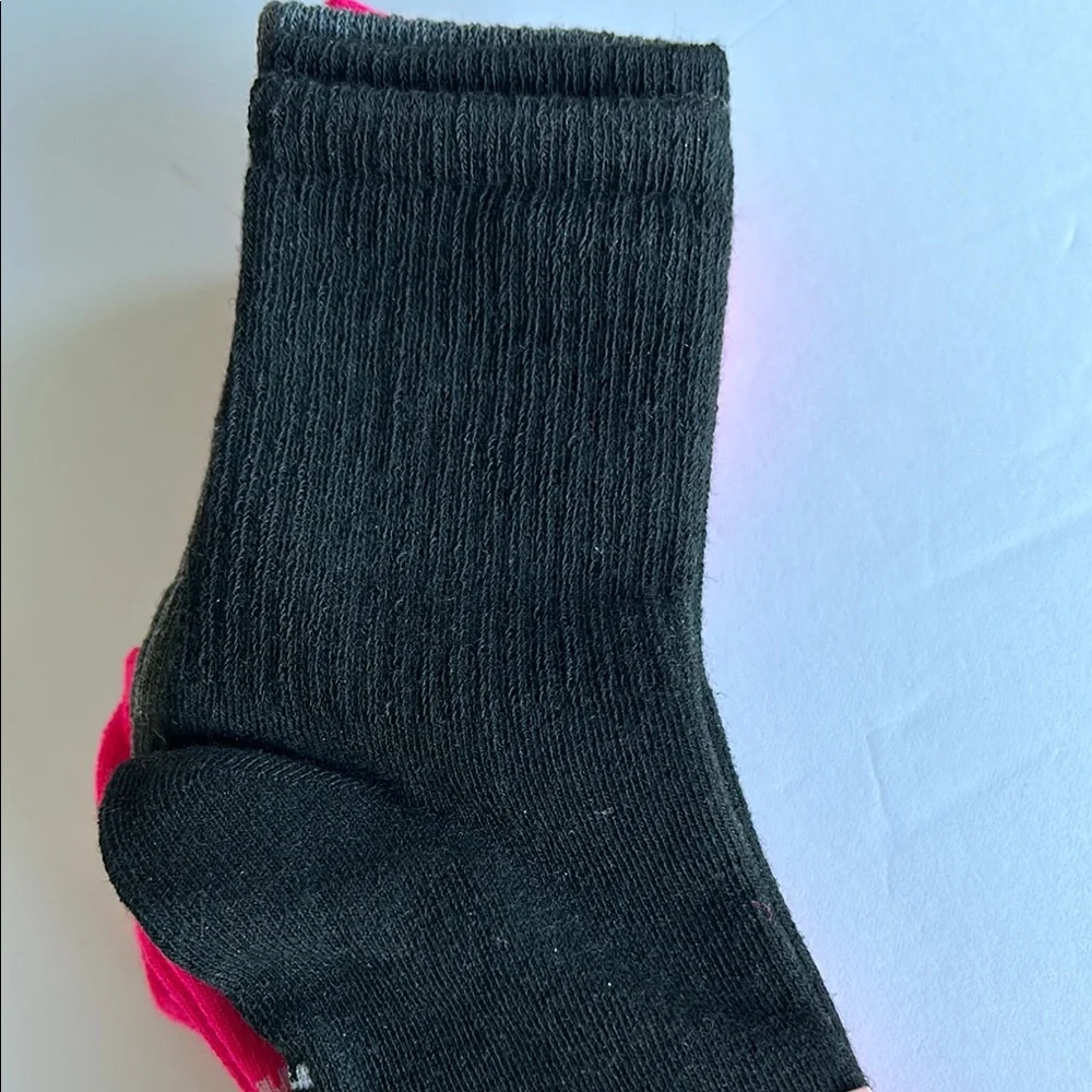 Juicy Couture hot pink and black sock set of five